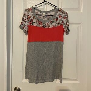 Brenda's USA Colorblock Floral T-Shirt Tee Shirt Grey Pink White SzSmall vintage